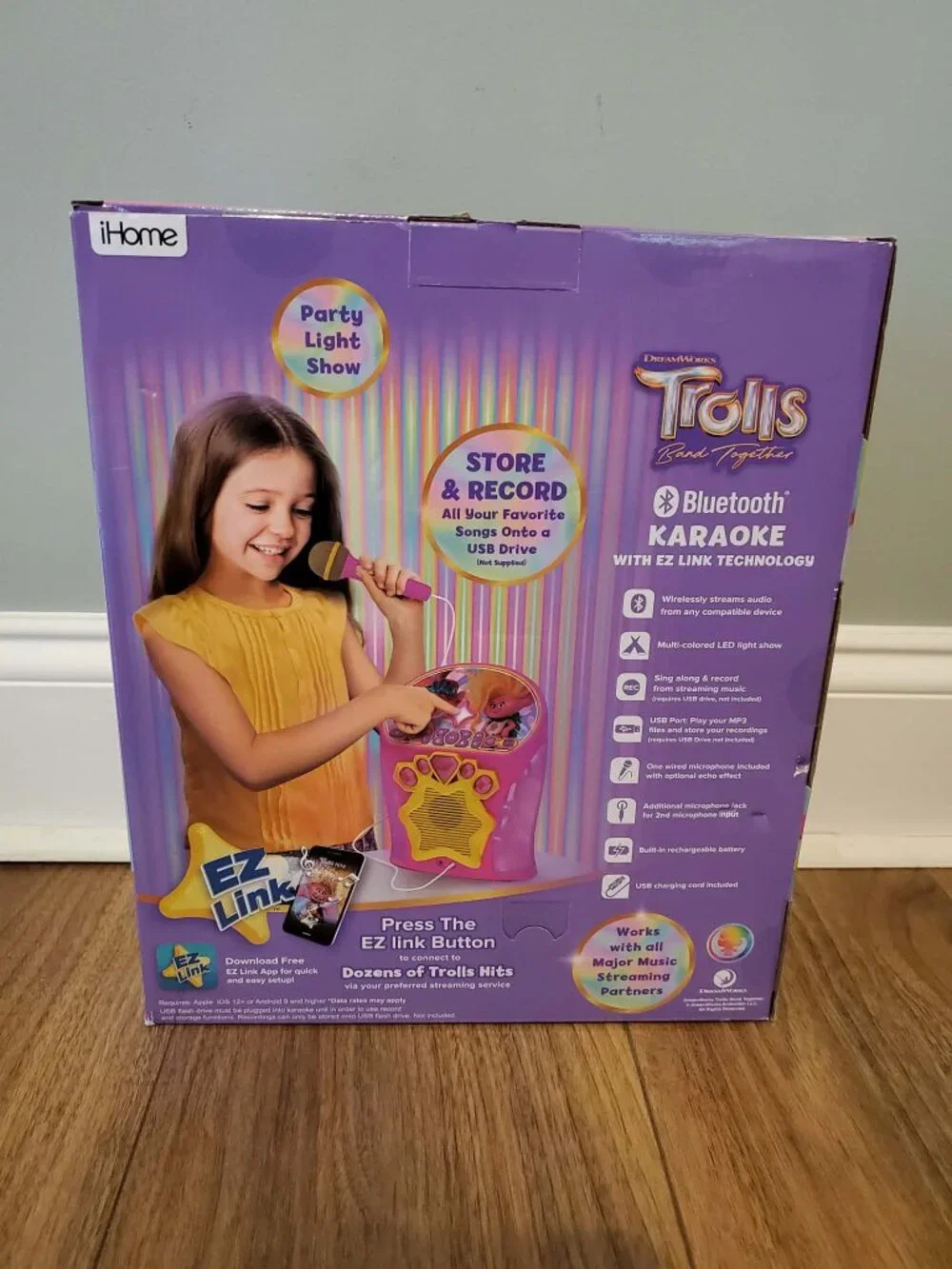 eKids Trolls 3 Bluetooth Karaoke